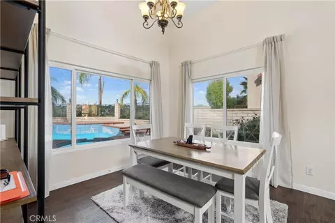 Dining - 27715 Sutters Pointe, Saugus, CA 91350 photo 4 of 5