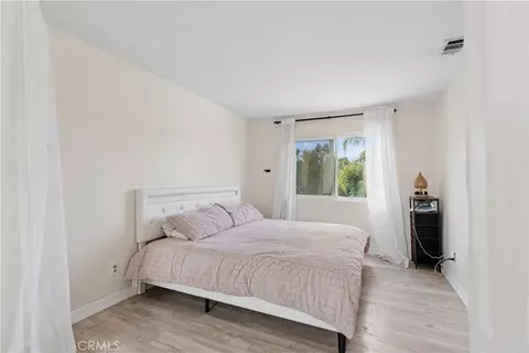 Bedroom - 27715 Sutters Pointe, Saugus, CA 91350 photo 7 of 13