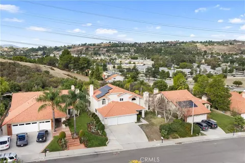 View/Area - 27715 Sutters Pointe, Saugus, CA 91350 photo 4 of 5
