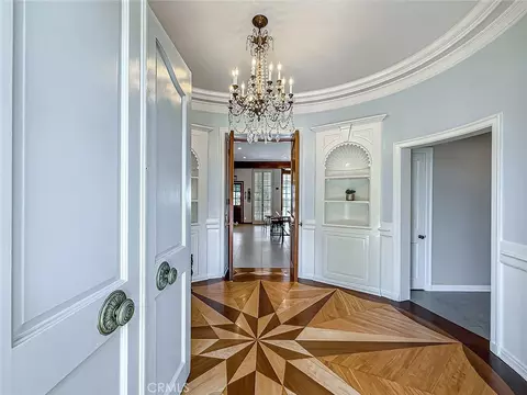 Entry Way - 4217 Cedar Ave, Long Beach, CA 90807 photo 1 of 4