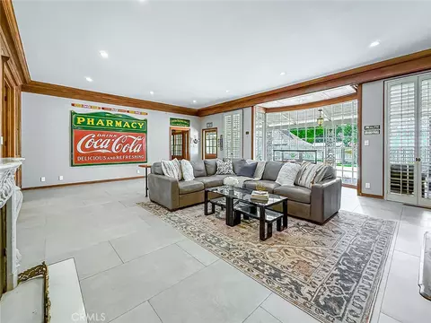 Living - 4217 Cedar Ave, Long Beach, CA 90807 photo 4 of 4