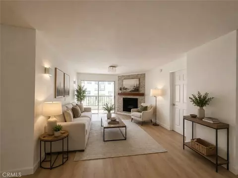 21400 Burbank Blvd #202, Woodland Hills, CA 91367