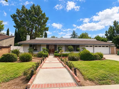 19518 Nashville, Porter Ranch, CA 91326