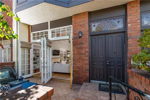 5420 Lindley Ave #25, Encino, CA 91316