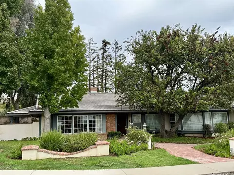 22271 Craggy Vw, Chatsworth, CA 91311
