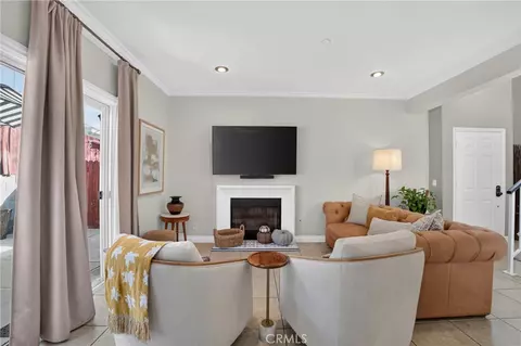 13421 Hubbard St #122, Sylmar, CA 91342