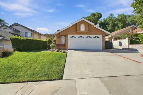 Exterior - 22856 Tamarack, Santa Clarita, CA 91390 photo 1 of 10