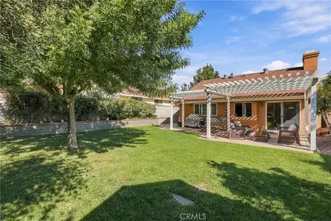 Exterior - 22856 Tamarack, Santa Clarita, CA 91390 photo 7 of 10