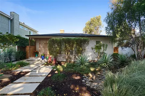 1343 Grant, Santa Monica, CA 90405