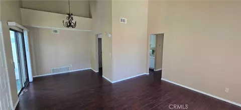 Living - 44430 15th E #3, Lancaster, CA 93535 photo 3 of 4