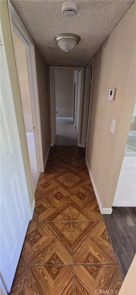 Entry Way - 44430 15th E #3, Lancaster, CA 93535 photo 2 of 4