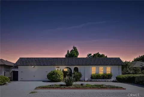 9038 Whitaker Ave, Northridge, CA 91343