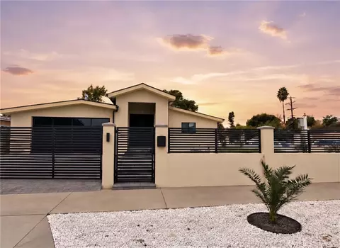7961 N Greenbush Ave, Panorama City, CA 91402