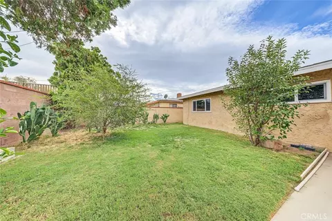 Exterior - 44650 2nd St E, Lancaster, CA 93535 photo 4 of 4