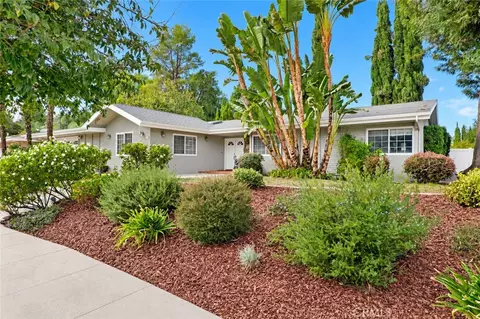 24401 Hatteras St, Woodland Hills, CA 91367
