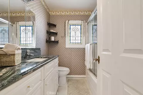 Bath - 7400 Quartz, Winnetka, CA 91306 photo 1 of 2