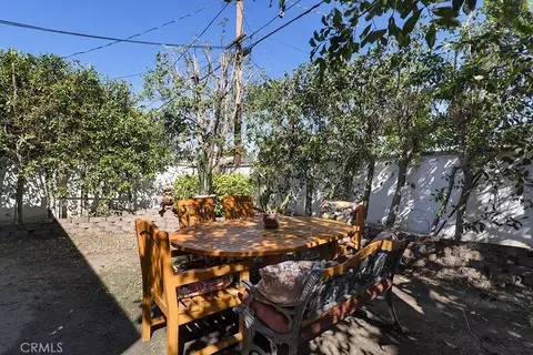 Exterior - 7400 Quartz, Winnetka, CA 91306 photo 8 of 10
