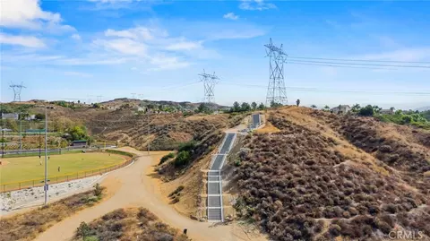 View/Area - 28166 Ebb Ct, Saugus, CA 91350 photo 4 of 5