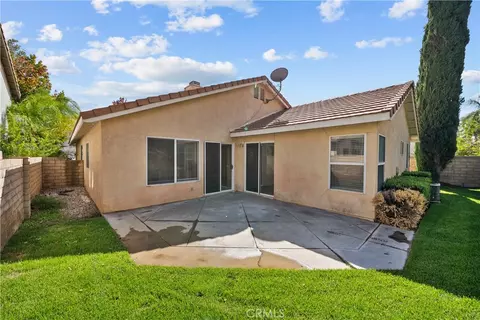 Exterior - 27683 Ron Rdg, Saugus, CA 91350 photo 1 of 8