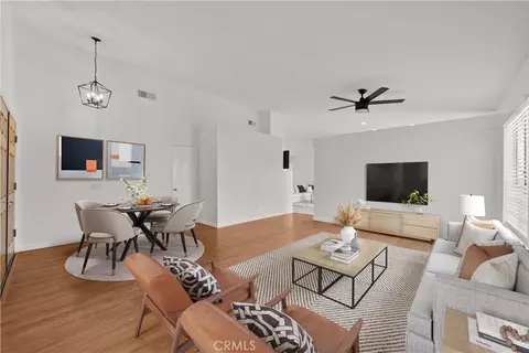 Living - 27683 Ron Rdg, Saugus, CA 91350 photo 4 of 10