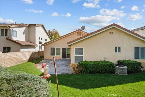 Exterior - 27683 Ron Rdg, Saugus, CA 91350 photo 6 of 8