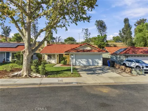 27715 Wakefield, Castaic, CA 91384
