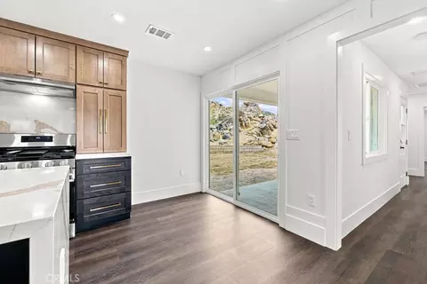 Entry Way - 39609 179th E, Palmdale, CA 93591 photo 2 of 2