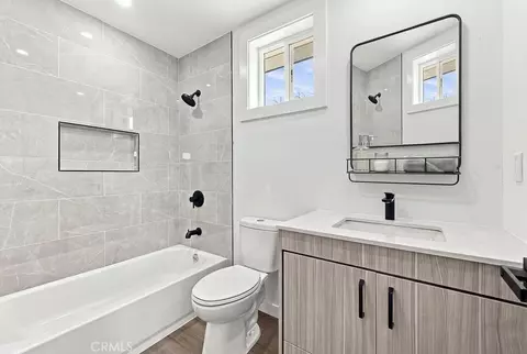 Bath - 39609 179th E, Palmdale, CA 93591 photo 1 of 3