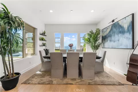 Dining - 21212 Rockview Ter, Chatsworth, CA 91311 photo 1 of 1