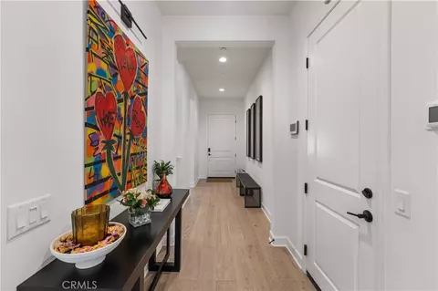 Entry Way - 21212 Rockview Ter, Chatsworth, CA 91311 photo 1 of 1