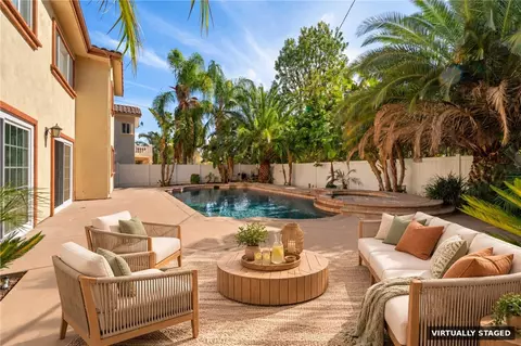 23556 Lull, West Hills, CA 91304