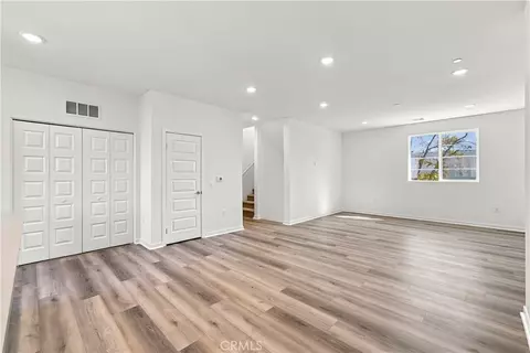 Living - 558 Via Zibello, Camarillo, CA 93012 photo 4 of 8