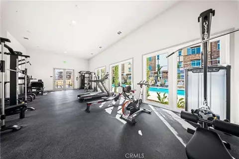 Exterior - 558 Via Zibello, Camarillo, CA 93012 photo 6 of 6