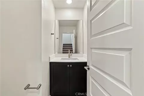 Entry Way - 558 Via Zibello, Camarillo, CA 93012 photo 3 of 9