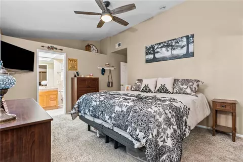 Bedroom - 22456 Barcotta Dr, Saugus, CA 91350 photo 4 of 6