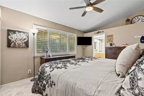 Bedroom - 22456 Barcotta Dr, Saugus, CA 91350 photo 6 of 6