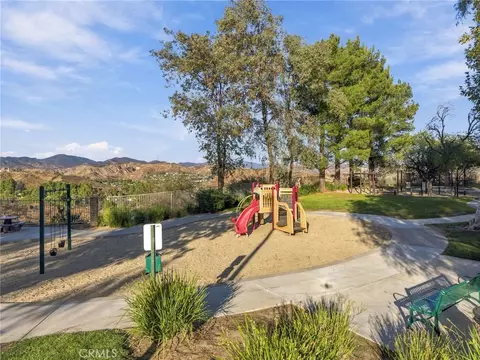 Exterior - 22006 Lucy Ct, Saugus, CA 91350 photo 8 of 8