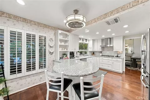 Kitchen - 22006 Lucy Ct, Saugus, CA 91350 photo 4 of 5