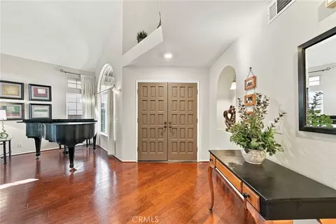 Entry Way - 22006 Lucy Ct, Saugus, CA 91350 photo 1 of 2