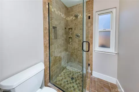 Bath - 28108 Oaklar Dr, Saugus, CA 91350 photo 3 of 3
