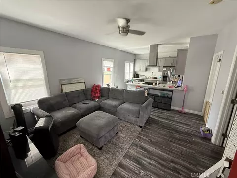 Living - 1315 Park Ave, Long Beach, CA 90804 photo 2 of 2