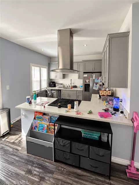 Kitchen - 1315 Park Ave, Long Beach, CA 90804 photo 1 of 2