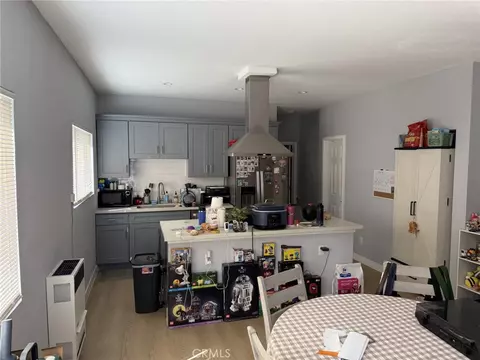 Kitchen - 1315 Park Ave, Long Beach, CA 90804 photo 2 of 2