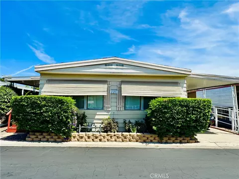 8811 Canoga Ave #221, Canoga Park, CA 91304