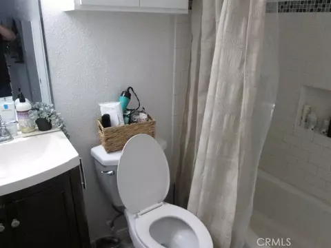 Bath - 4112 E 7th, Long Beach, CA 90804 photo 4 of 4