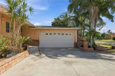 Exterior - 431 E Rosslynn, Fullerton, CA 92832 photo 2 of 8