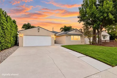 15809 Kingsbury St, Granada Hills, CA 91344