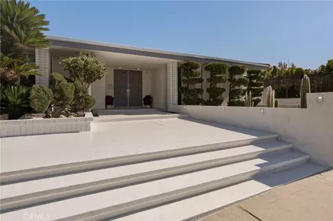 3836 Westfall Dr, Encino, CA 91436