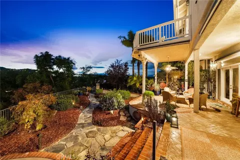 Exterior - 25053 Wheeler Rd, Newhall, CA 91321 photo 1 of 17