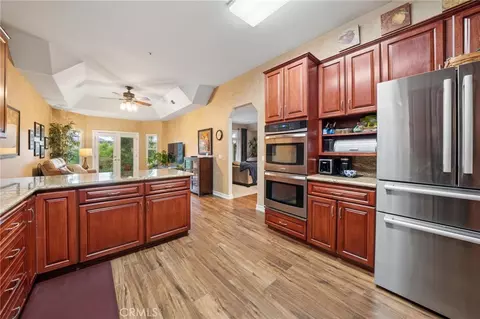 Kitchen - 25053 Wheeler Rd, Newhall, CA 91321 photo 4 of 4
